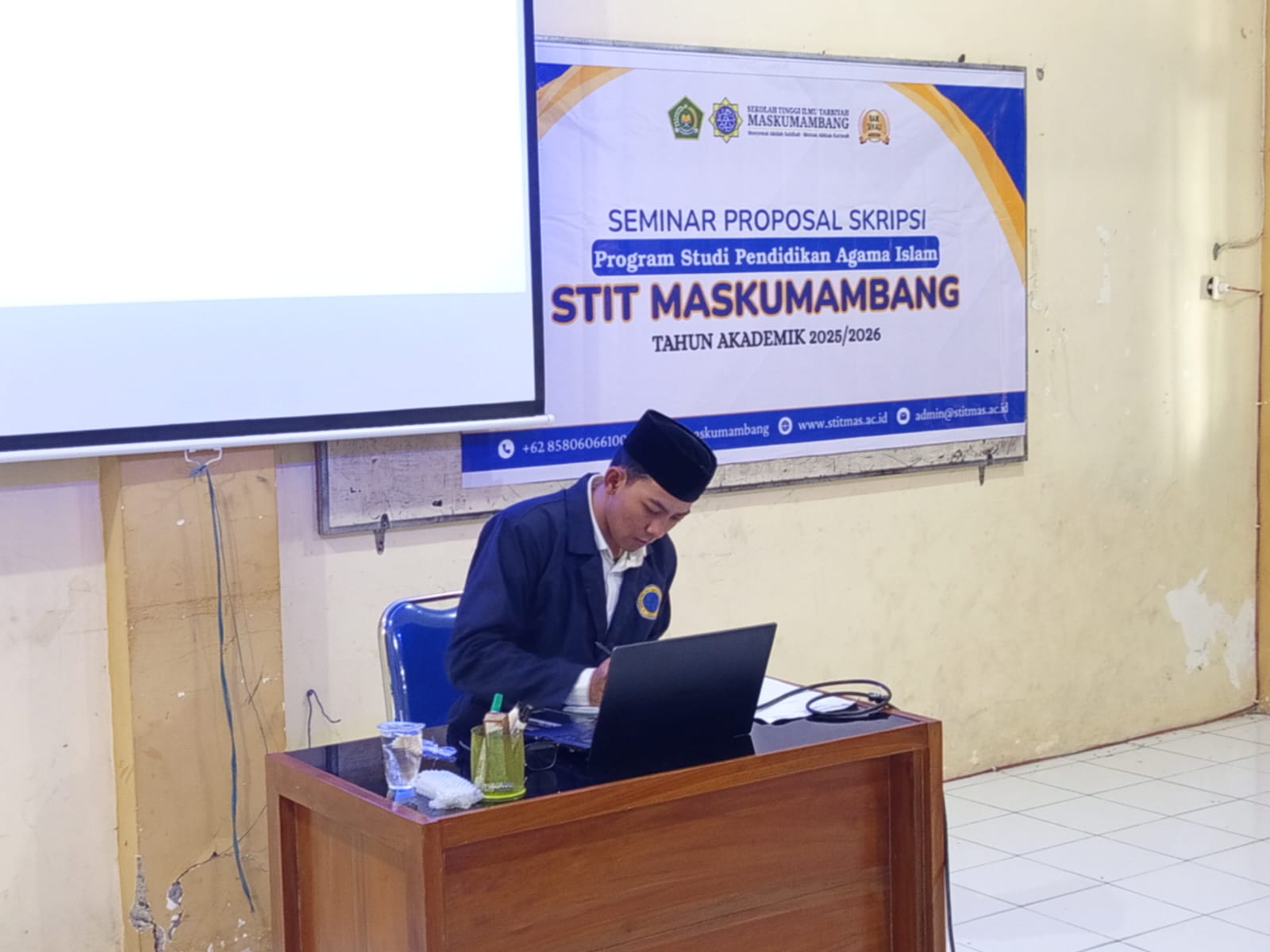 Seminar Proposal Skripsi STIT Maskumambang: Langkah Awal Mahasiswa Menuju Penelitian Akademik Berkualitas